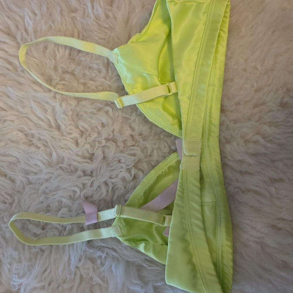 NWT Victoria's Secret Lime Citron Yellow Unlined Demi Triangle Bralette BS4 - Picture 5 of 6